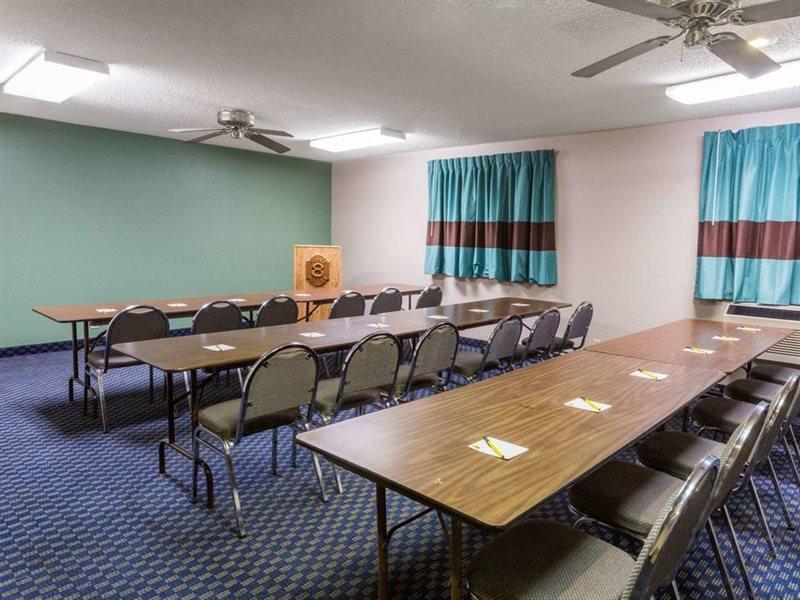 Super 8 By Wyndham Richmond Midlothian Turnpike Hotel Buitenkant foto