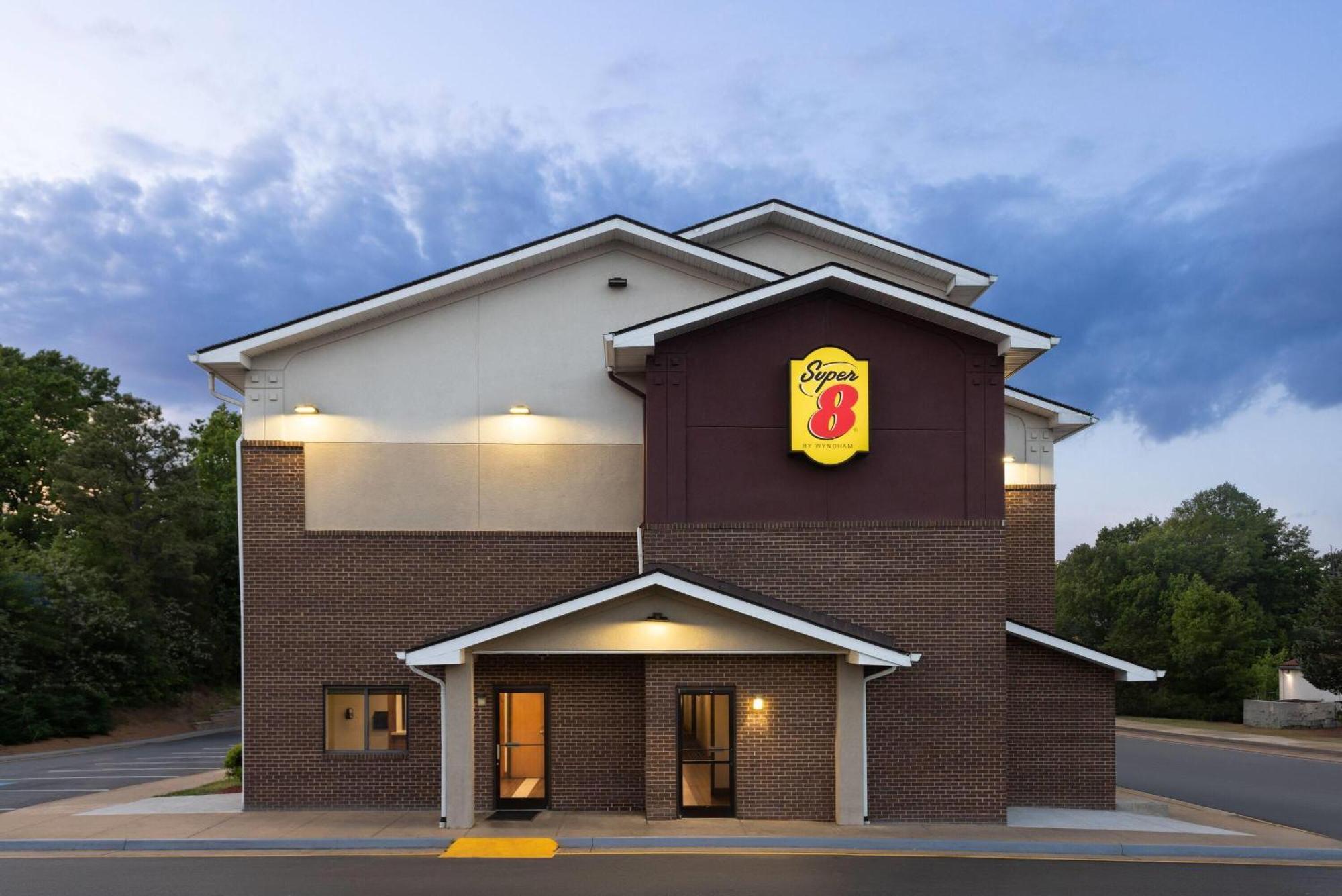 Super 8 By Wyndham Richmond Midlothian Turnpike Hotel Buitenkant foto